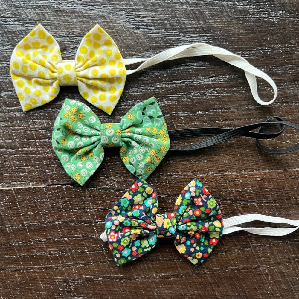 Set of three baby girl bow headbands yellow, green and blue prints